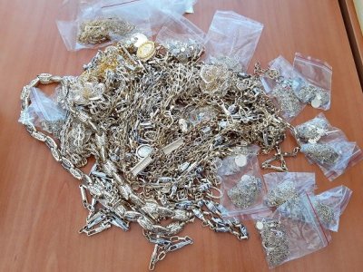 Спипаха тираджия със злато за 163 бона на Капитан Андреево