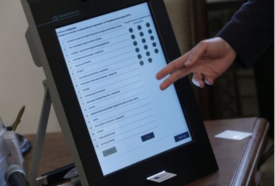 Въпреки искането на ГЕРБ: Няма да броят разписките от машините 