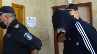 Наглост: Банковият обирджия от Дупница обжалвал уволнението си в МВР