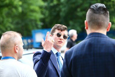 Джоузеф Диксън е регистриран на топло - във Флорида
