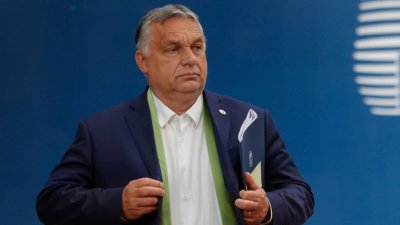 Орбан непреклонен: Каквото и да правите, ЛГБТ няма да стъпят при нашите деца