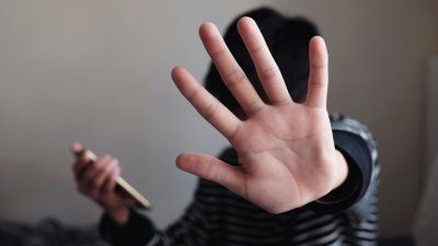 ЕП прие правила за борба със сексуално насилие над деца онлайн