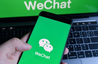 Китайският гигант WeChat блокира акаунти, промотиращи ЛГБТ