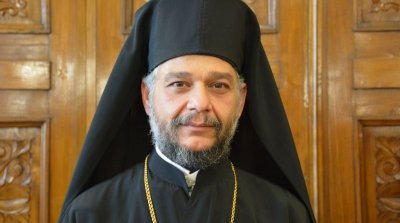 Дядо Киприян бесен на Рашков - БПЦ не е сключвала договори с Борисов