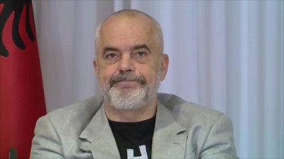 Един милион ваксинирани в Албания