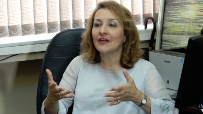 Съдебен спор: Сменя ли си бельото проф. Антоанета Христова?
