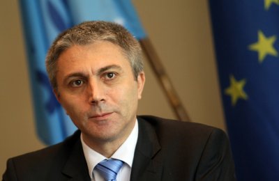 Карадайъ: Моделът "стани да седна" не е алтернатива на ГЕРБ