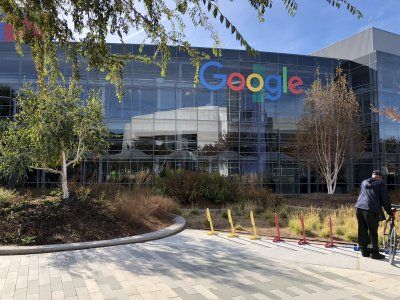 Франция удря Google с 500 млн. евро глоба