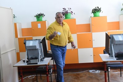 Западни медии: Борисов няма да се върне на власт, Слави преобърна политиката