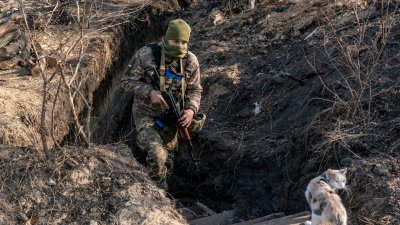 Войник на Украйна убит при атака на проруските сепаратисти