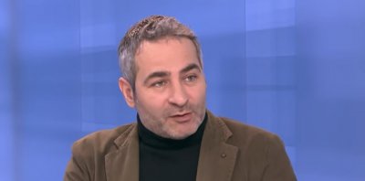 Политолог: Слави жонглира с властта, това е несериозно 