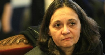 Подхващат за длъжностно престъпление бившия зам.-министър Жени Начева