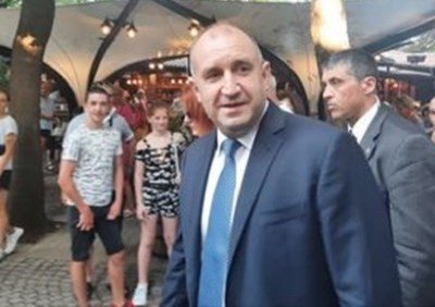 Президентът: България няма време за нови избори