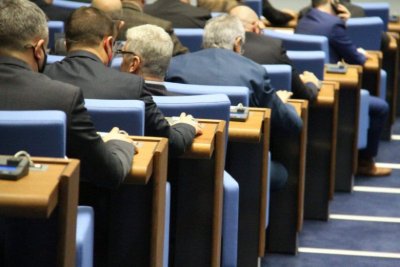 Депутатите променят правилника си на първото редовно заседание