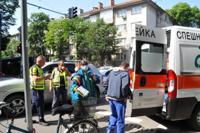 70-годишен шофьор помете баба във Варна
