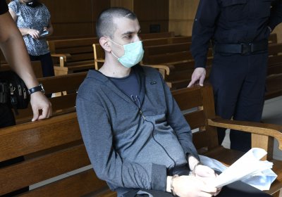 Пак разпитват вещи лица за психическото състояние на убиеца Викторио
