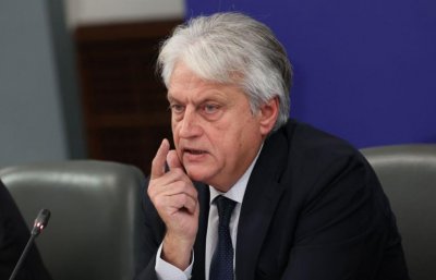 Рашков към Борисов: Щурмът на простащината започна