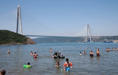 Рекордна жега измъчва Турция