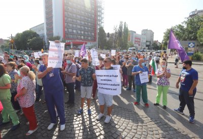 „Пирогов” спира с протестите