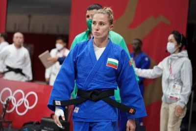 Световна шампионка спря Ивелина Илиева в Токио