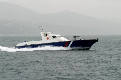 Руски катер се обърна в Черно море, двама загинаха