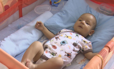 ЗОВ ЗА ПОМОЩ: Бебе на 3 месеца се нуждае от спешна трансплантация