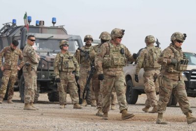 Тръмп оставя щатските военни в Афганистан