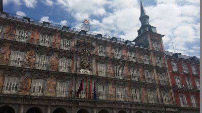 Съд принуди кметството на Мадрид да върне мерките против замърсяването на въздуха