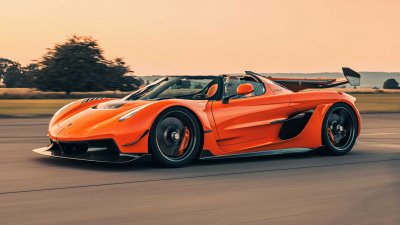 Идва суперколата Koenigsegg с 1600 „коня” (СНИМКИ)