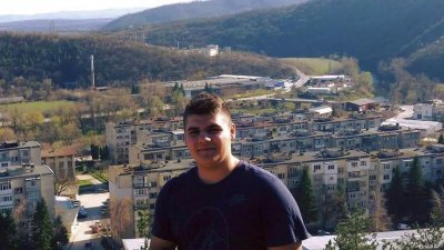 Лекари от чужбина решават дали абитуриентът от Велико Търново е починал от Covid-19 