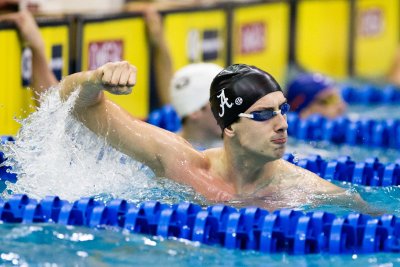 Кристиян Голомеев ще плува в олимпийския финал на 50 метра свободен стил