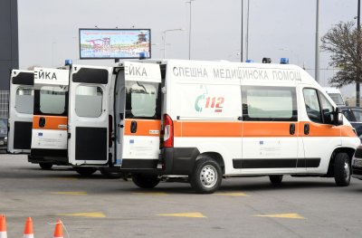 Спешни медици протестират срещу бонуса от 11 ст. на минута с COVID пациент