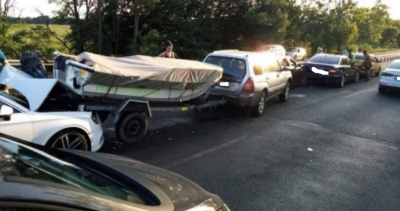 5 коли се нанизаха на пътя Бургас - Росенец