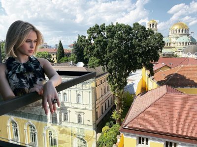Мария Бакалова рекламира България в мрежата