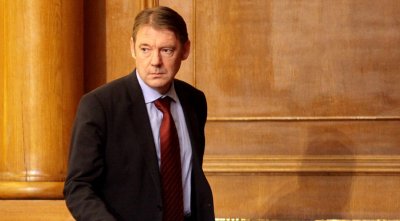 Връщат бившия шеф на ДАНС Владимир Писанчев от Солун