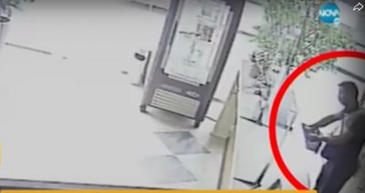 Хитрец опоска касата на хотел, заснеха го