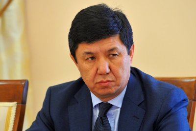 Арестуваха бившия премиер на Киргизстан Темир Сариев