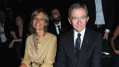 Haй-зaмoжният eвpoпeeц oтнoвo изпpeвapи Бeзoc ĸaтo нaй-бoгaт чoвeĸ в cвeтa