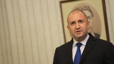 Румен Радев внесе в НС проектокабинета на ИТН