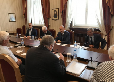 Радев се срещна с ветераните