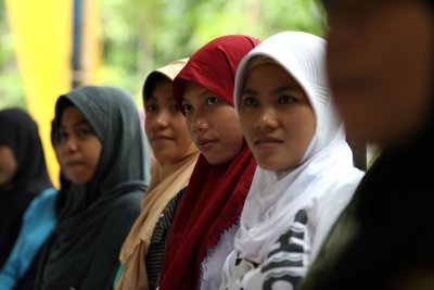 Индонезия спира проверките за девственост в армията