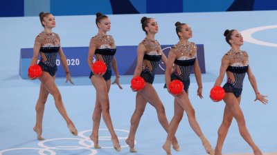 На върха: Българският ансамбъл извоюва златото в Токио