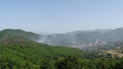 Овладяха пожара край Баня