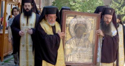 Хиляди отиват към Бачковския манастир за Успение Богородично