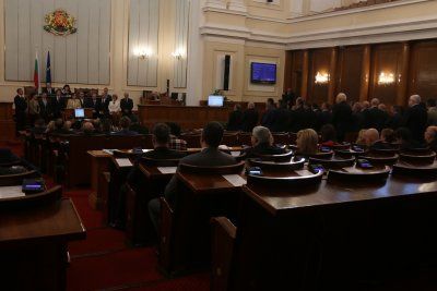 Депутатите сформират 22 постоянни комисии