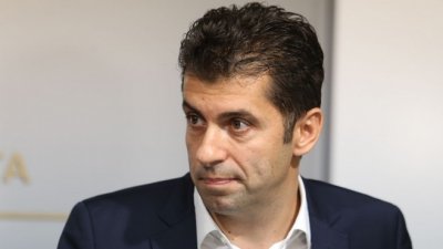Кирил Петков поиска оставките на директорите на ВМЗ-Сопот