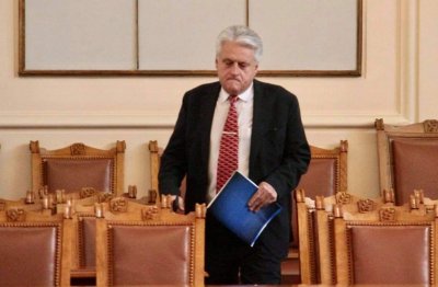 Бойко Рашков: Заснемането на момичето със скъсана блуза е правено от извратеняк