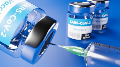 Лекар поиска такса след поставяне на ваксина