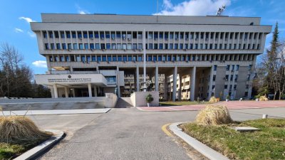 Към момента 20 българи са напуснали Кабул