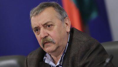 Проф. Кантарджиев: Само след седмица очаквам по 3000 болни на ден!